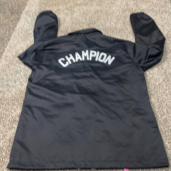 Champions Coaches Jacket. Polyester. Men’s size M. - Picture 9 of 10